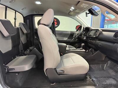 2022 Toyota Tacoma SR V6   - Photo 14 - Grand Rapids, MI 49504