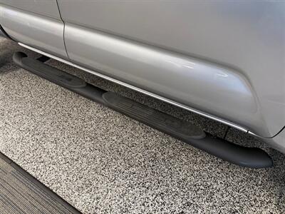 2022 Toyota Tacoma SR V6   - Photo 10 - Grand Rapids, MI 49504