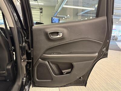 2018 Jeep Compass Limited   - Photo 14 - Grand Rapids, MI 49504