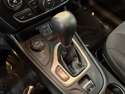 2015 Jeep Cherokee Latitude   - Photo 32 - Grand Rapids, MI 49504