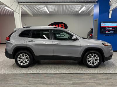 2015 Jeep Cherokee Latitude   - Photo 8 - Grand Rapids, MI 49504
