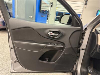 2015 Jeep Cherokee Latitude   - Photo 24 - Grand Rapids, MI 49504