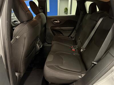 2015 Jeep Cherokee Latitude   - Photo 21 - Grand Rapids, MI 49504