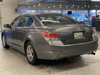 2010 Honda Accord LX   - Photo 8 - Grand Rapids, MI 49504