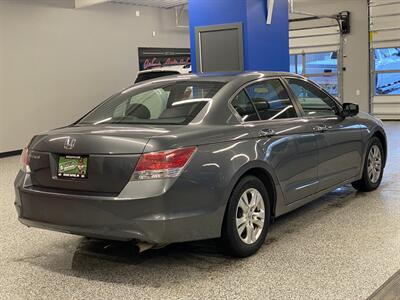 2010 Honda Accord LX   - Photo 6 - Grand Rapids, MI 49504