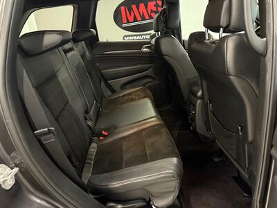 2017 Jeep Grand Cherokee Laredo   - Photo 13 - Grand Rapids, MI 49504