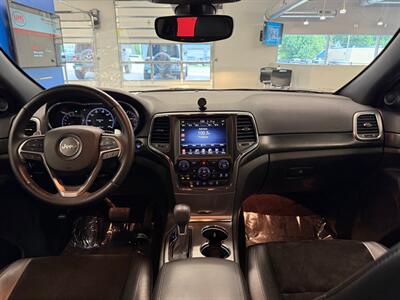 2017 Jeep Grand Cherokee Laredo   - Photo 19 - Grand Rapids, MI 49504