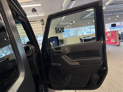 2011 Jeep Wrangler Sport   - Photo 11 - Grand Rapids, MI 49504