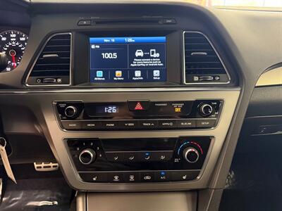 2017 Hyundai SONATA Sport 2.0T   - Photo 24 - Grand Rapids, MI 49504