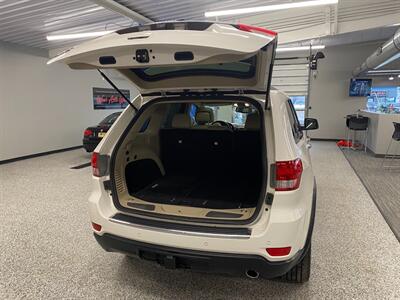 2012 Jeep Grand Cherokee Limited   - Photo 27 - Grand Rapids, MI 49504