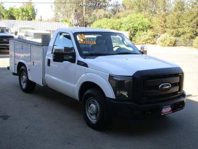 2011 Ford F-250 XL   - Photo 1 - Fresno, CA 93702