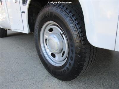 2011 Ford F-250 XL   - Photo 8 - Fresno, CA 93702