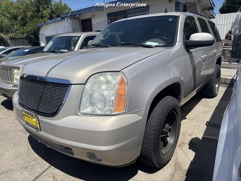 2007 GMC Yukon SLE - Photo 1 - Fresno, CA 93702