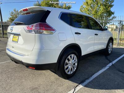 2016 Nissan Rogue S   - Photo 3 - Fresno, CA 93702