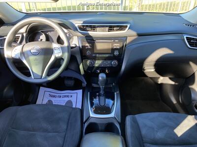 2016 Nissan Rogue S   - Photo 9 - Fresno, CA 93702