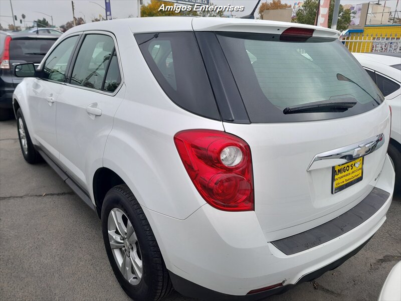 2013 Chevrolet Equinox LS photo 4