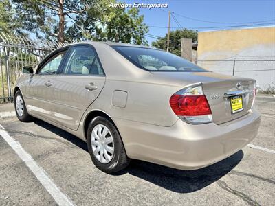 2005 Toyota Camry LE - Photo 4 - Fresno, CA 93702