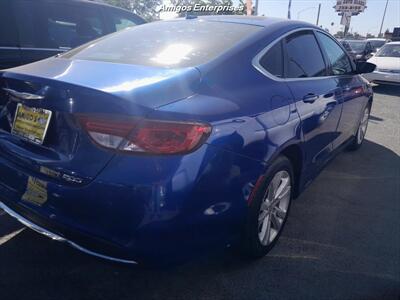 2016 Chrysler 200 Limited Platinum   - Photo 4 - Fresno, CA 93702