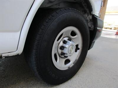 2020 Chevrolet Express 2500   - Photo 18 - Madera, CA 93636