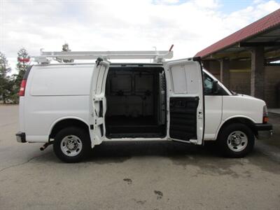 2011 Chevrolet Express 3500 - Photo 16 - Madera, CA 93636