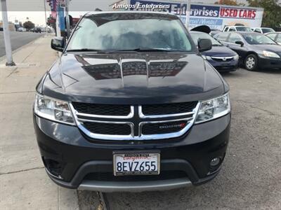 2017 Dodge Journey SXT   - Photo 2 - Fresno, CA 93702