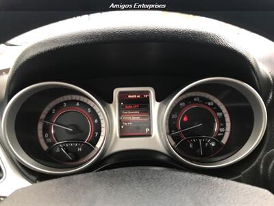 2017 Dodge Journey SXT   - Photo 24 - Fresno, CA 93702