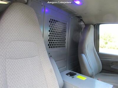 2015 Chevrolet Express 2500   - Photo 20 - Fresno, CA 93702