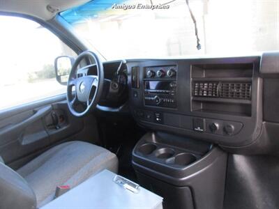 2015 Chevrolet Express 2500   - Photo 19 - Fresno, CA 93702