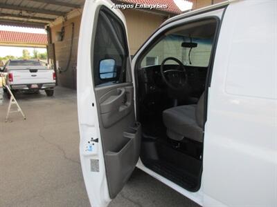 2015 Chevrolet Express 2500   - Photo 6 - Fresno, CA 93702