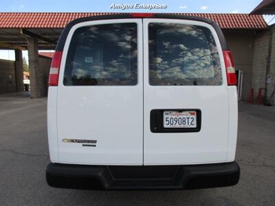 2015 Chevrolet Express 2500   - Photo 11 - Fresno, CA 93702