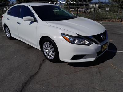 2017 Nissan Altima 2.5 S   - Photo 2 - Fresno, CA 93702