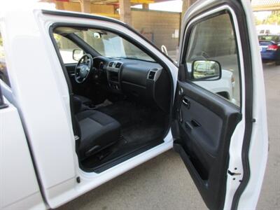 2011 Chevrolet Colorado Work Truck   - Photo 18 - Madera, CA 93636