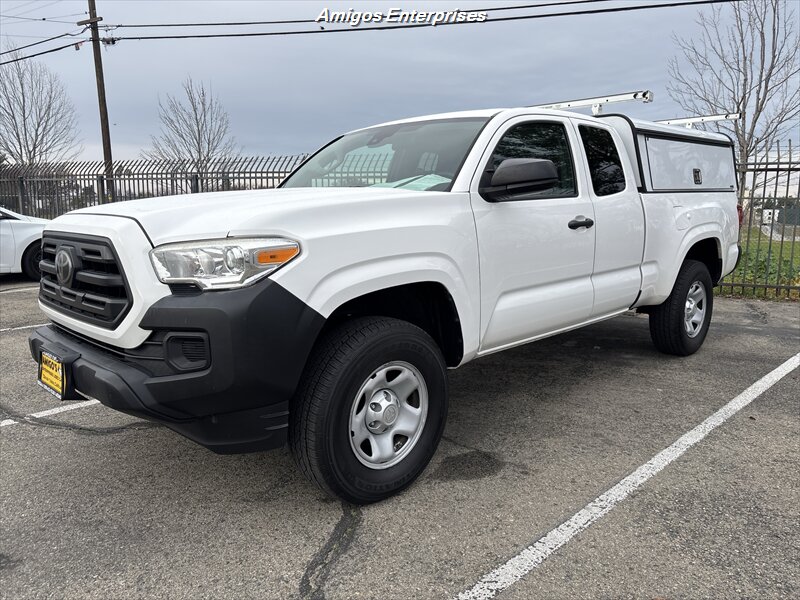 2019 Toyota Tacoma SR5   - Photo 1 - Fresno, CA 93702