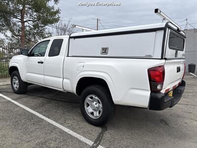 2019 Toyota Tacoma SR5   - Photo 3 - Fresno, CA 93702
