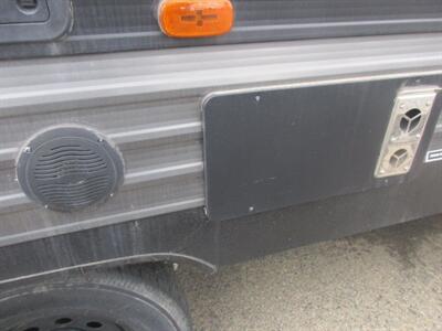 2021 Forest River Wildwood XLite   - Photo 24 - Madera, CA 93636