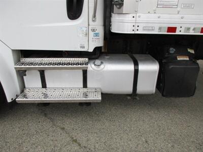 2018 Freightliner M2 106 - Photo 8 - Madera, CA 93636