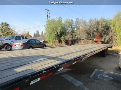 2023 Lonestar Trailer 40 Ft Gooseneck Flatbed   - Photo 10 - Fresno, CA 93702