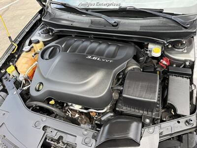 2013 Chrysler 200 Limited   - Photo 10 - Fresno, CA 93702