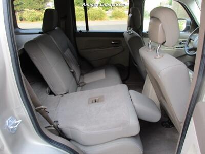 2010 Jeep Liberty Sport   - Photo 18 - Fresno, CA 93702