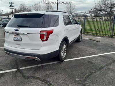 2016 Ford Explorer XLT   - Photo 5 - Fresno, CA 93702