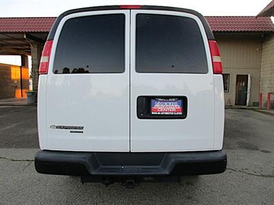 2016 Chevrolet Express 2500   - Photo 11 - Madera, CA 93636