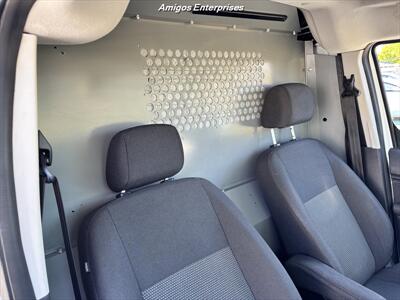 2017 Ford Transit Connect XL   - Photo 12 - Fresno, CA 93702