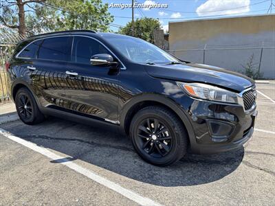 2017 Kia Sorento LX V6   - Photo 1 - Fresno, CA 93702