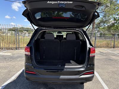 2017 Kia Sorento LX V6   - Photo 8 - Fresno, CA 93702