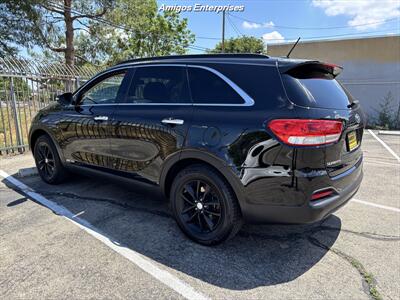 2017 Kia Sorento LX V6   - Photo 3 - Fresno, CA 93702