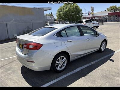 2017 Chevrolet Cruze LT Auto - Photo 4 - Fresno, CA 93702