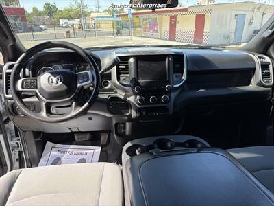 2022 RAM 2500 Big Horn   - Photo 9 - Fresno, CA 93702