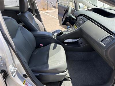 2011 Toyota Prius Two   - Photo 9 - Fresno, CA 93702