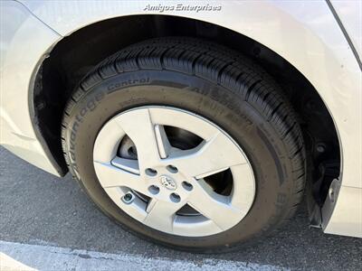 2011 Toyota Prius Two   - Photo 12 - Fresno, CA 93702