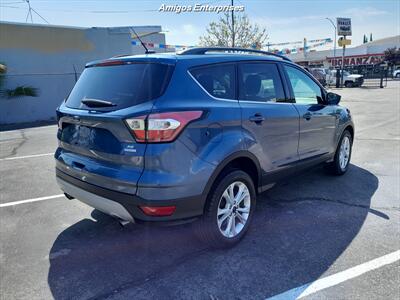 2018 Ford Escape SE   - Photo 6 - Fresno, CA 93702